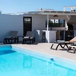 Βίλα O Vilar